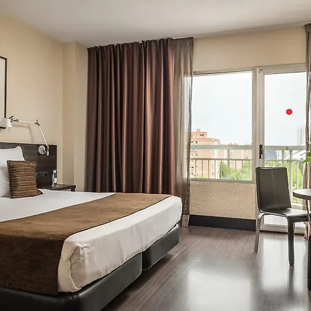 ميديوم 4*