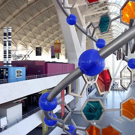 ミディアム ホテル 4*