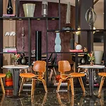 Hotel Medium