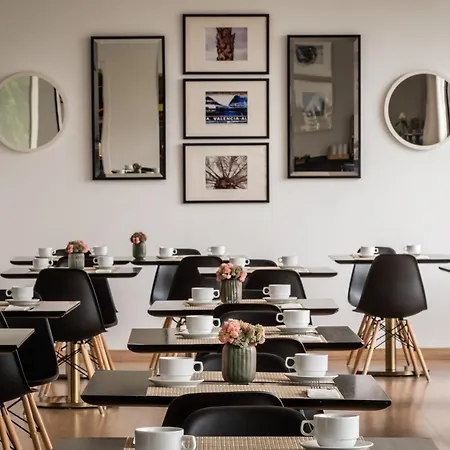 Отель Medium 4*