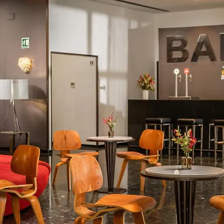 Medium Валенсия