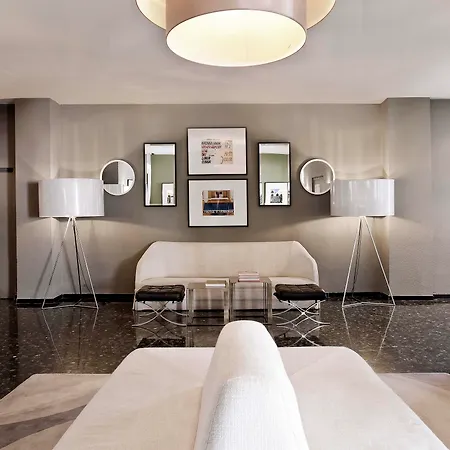 Medium Hotel 4*
